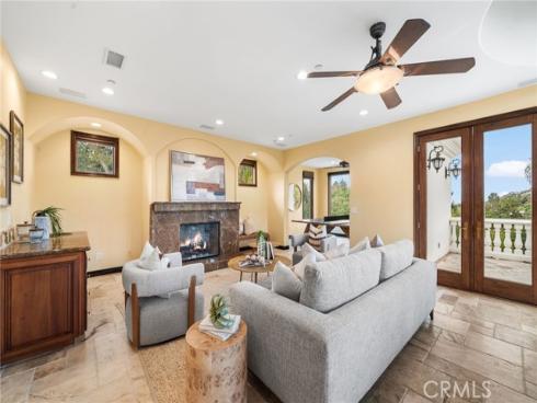 10696 Skyline Drive, North Tustin, CA