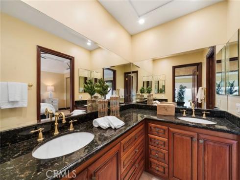 10696 Skyline Drive, North Tustin, CA