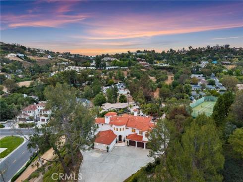 10696 Skyline Drive, North Tustin, CA