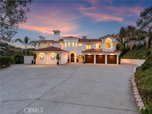 10696 Skyline Drive, North Tustin, CA