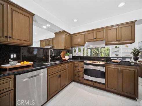 13132 Barrett Hill Circle, North Tustin, CA