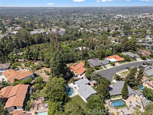 1341  Mumford  , North Tustin, CA