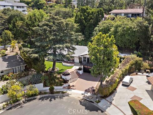 1341  Mumford  , North Tustin, CA