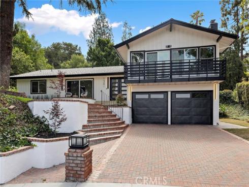 1341  Mumford  , North Tustin, CA