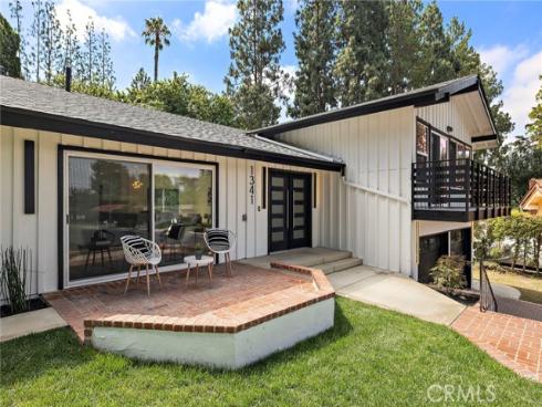 1341  Mumford  , North Tustin, CA