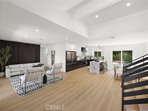 1341  Mumford  , North Tustin, CA
