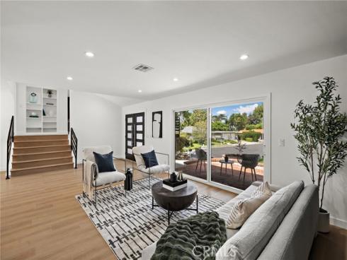 1341  Mumford  , North Tustin, CA
