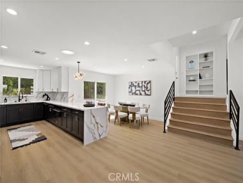 1341  Mumford  , North Tustin, CA