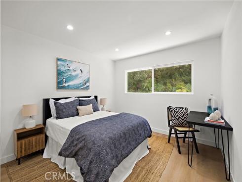 1341  Mumford  , North Tustin, CA