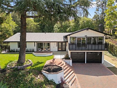 1341  Mumford  , North Tustin, CA