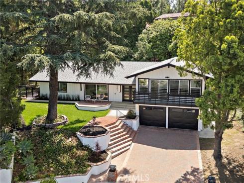 1341  Mumford  , North Tustin, CA