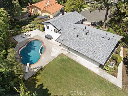 1341  Mumford  , North Tustin, CA