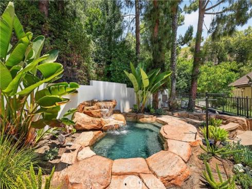 1812  Overview   Circle, North Tustin, CA
