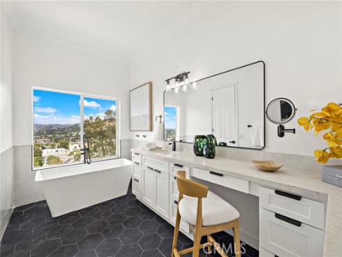12336 Circula Panorama , North Tustin, CA