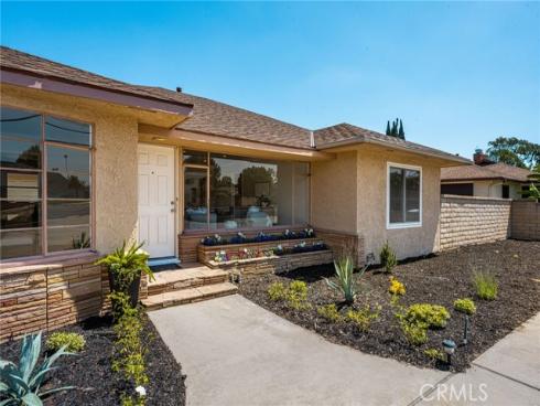 17821 Fairhaven Avenue, North Tustin, CA