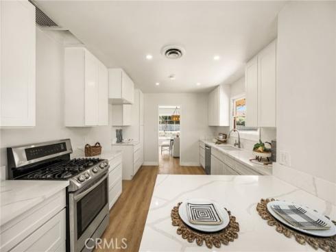 17821 Fairhaven Avenue, North Tustin, CA