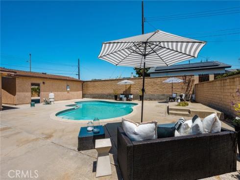 17821 Fairhaven Avenue, North Tustin, CA