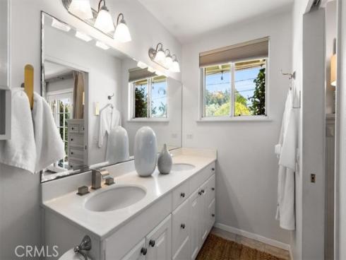 13352 Fairmont Way, North Tustin, CA