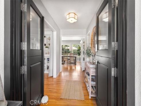 13352 Fairmont Way, North Tustin, CA