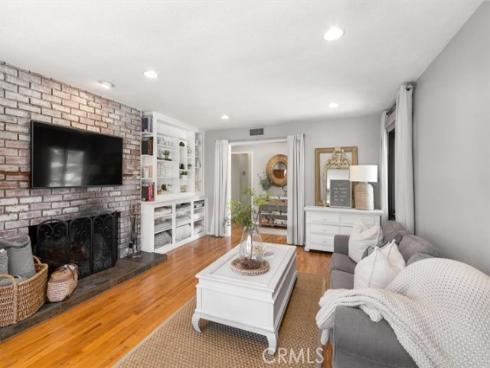 13352 Fairmont Way, North Tustin, CA