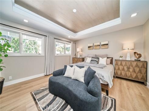 10392  Shadyridge  , North Tustin, CA