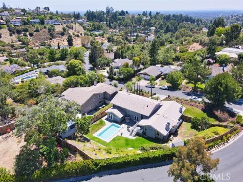 10392  Shadyridge  , North Tustin, CA