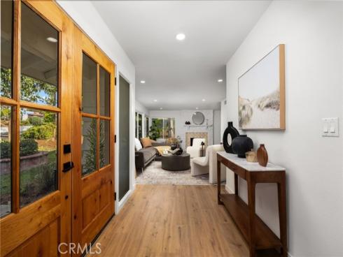 13081  Saint Thomas  , North Tustin, CA