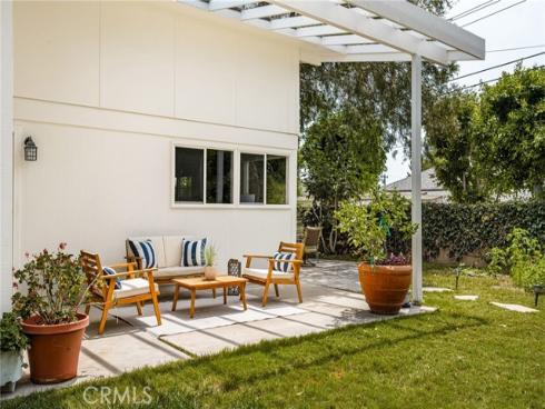 1132 Foothill Boulevard, North Tustin, CA