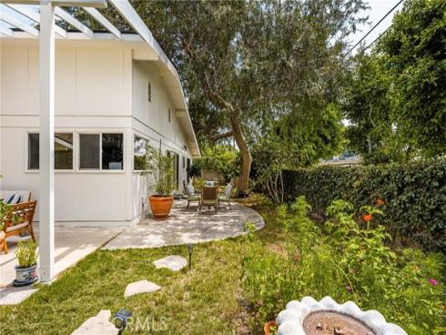 1132 Foothill Boulevard, North Tustin, CA