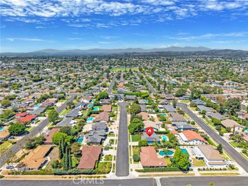 13112  Wheeler   Place, North Tustin, CA