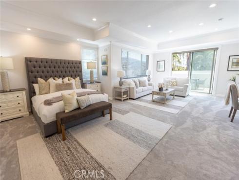 9731  Rangeview  , North Tustin, CA