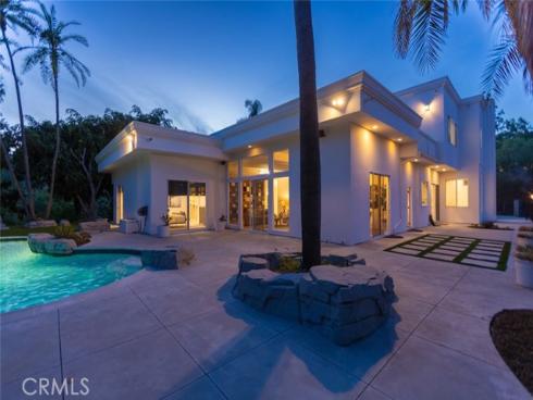 9731  Rangeview  , North Tustin, CA
