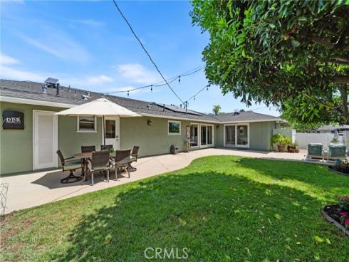 18612 Newton Avenue, North Tustin, CA