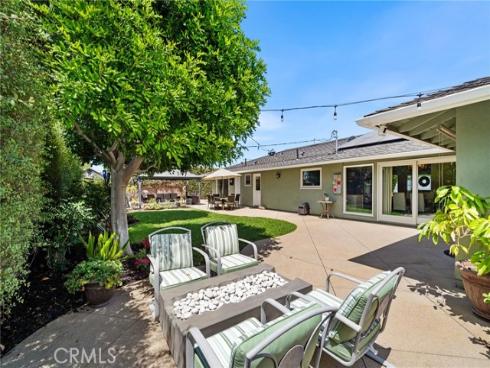 18612 Newton Avenue, North Tustin, CA