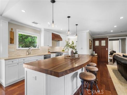 18612 Newton Avenue, North Tustin, CA