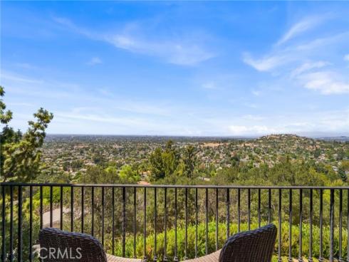 11321 Reservoir Road, North Tustin, CA