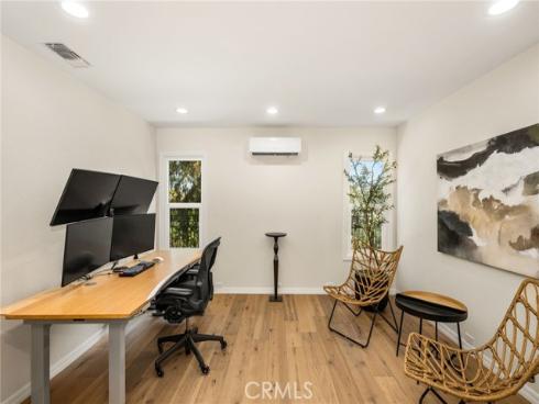1086 Castlerock , North Tustin, CA