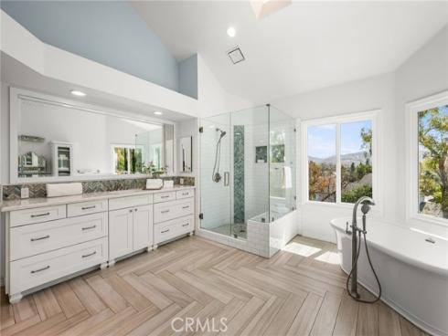 1086 Castlerock , North Tustin, CA
