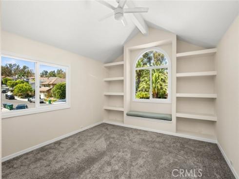 1086 Castlerock , North Tustin, CA