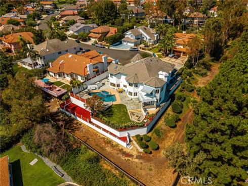 1086 Castlerock , North Tustin, CA