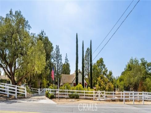 1290  Orange Park   Boulevard, Orange, CA