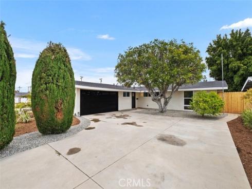 525 N Emerald   Drive, Orange, CA