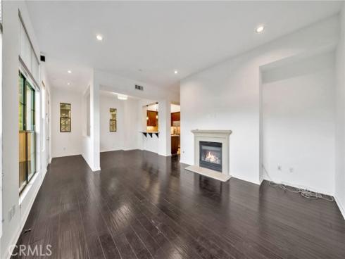 561 W Maple   Avenue, Orange, CA