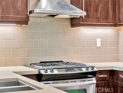 561 W Maple   Avenue, Orange, CA