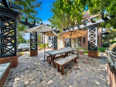 561 W Maple   Avenue, Orange, CA