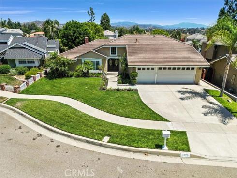 1725 N Williamsburg   Street, Orange, CA