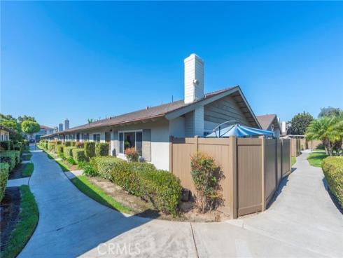 3139 E Chapman  6C  Avenue, Orange, CA