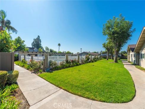 3139 E Chapman  6C  Avenue, Orange, CA