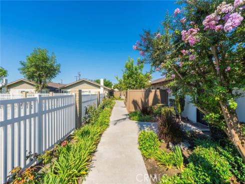 3139 E Chapman  6C  Avenue, Orange, CA