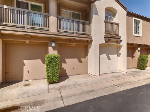 215 S Cross Creek  E  Road, Orange, CA